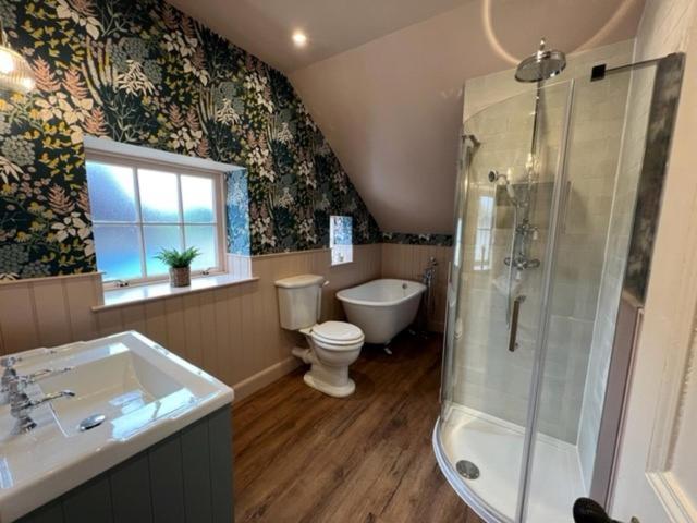 Quaint Self Contained Cottage Near Edinburgh. Loanhead Exteriör bild