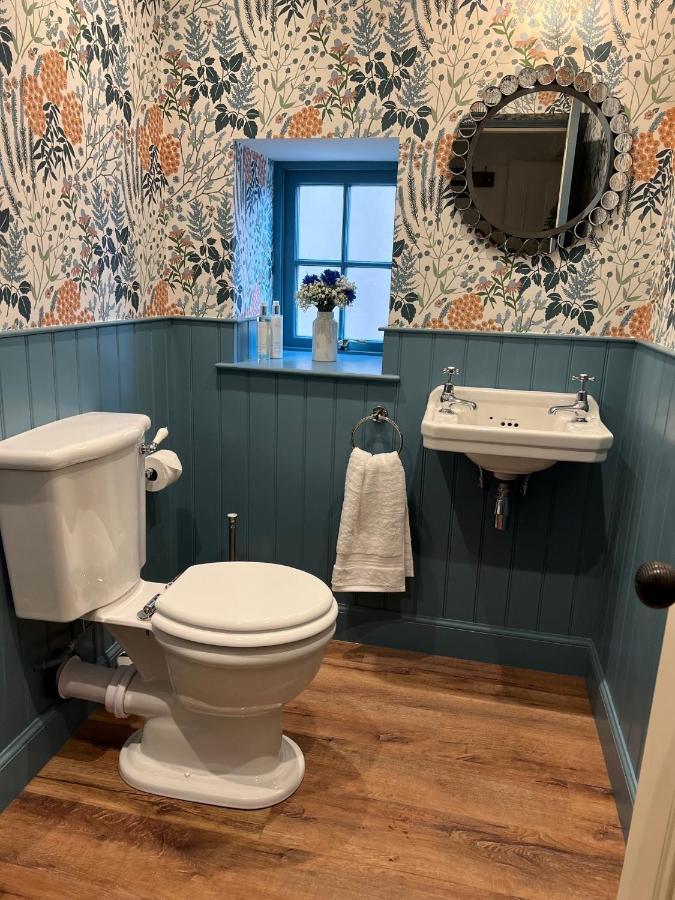 Quaint Self Contained Cottage Near Edinburgh. Loanhead Exteriör bild